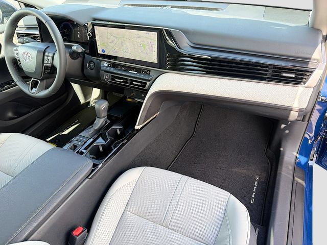 Used 2026 Toyota Camry XLE FWD image 30