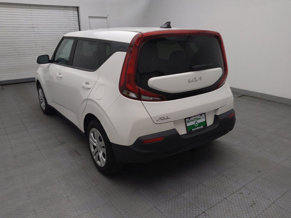 Used 2022 Kia Soul LX FWD image 5