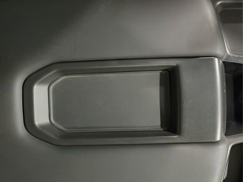 Used 2022 GMC Sierra 1500 SLE image 27