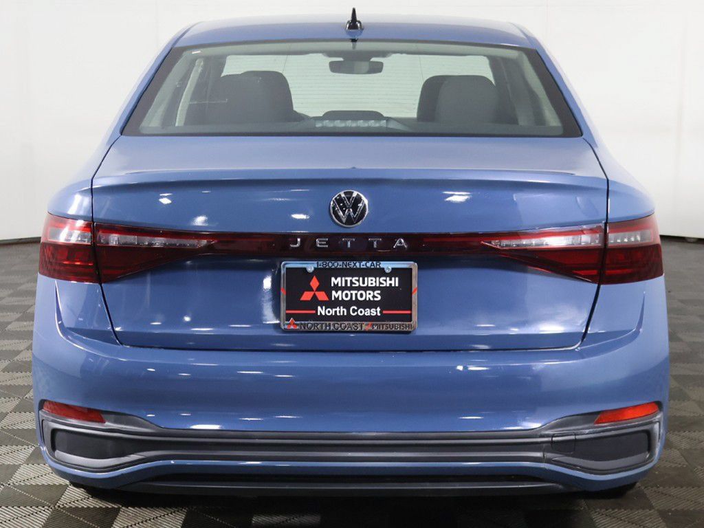 Used 2025 Volkswagen Jetta S FWD image 10