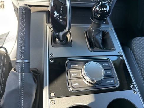 Used 2024 INEOS Grenadier Fieldmaster Edition image 22