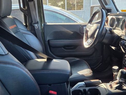 Used 2022 Jeep Gladiator Mojave w/ LED Lighting Group image 11