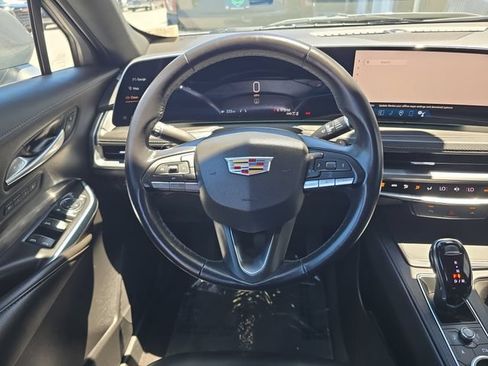 Certified 2024 Cadillac XT4 Premium Luxury AWD/4WD image 12