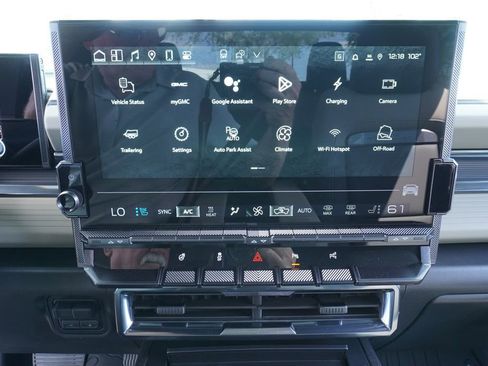 New 2026 GMC Hummer EV 4x4 Crew Cab image 19