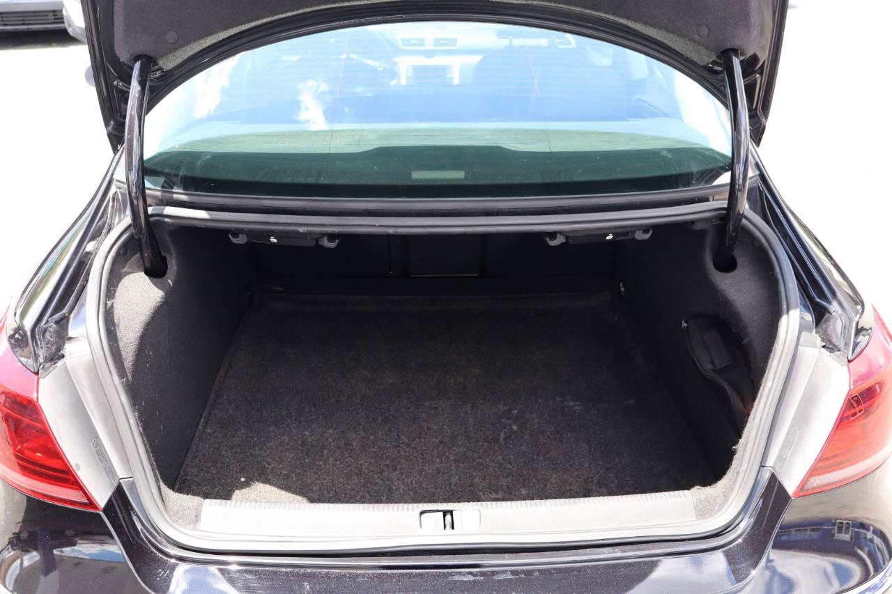 Used 2016 Volkswagen CC R-Line FWD image 9