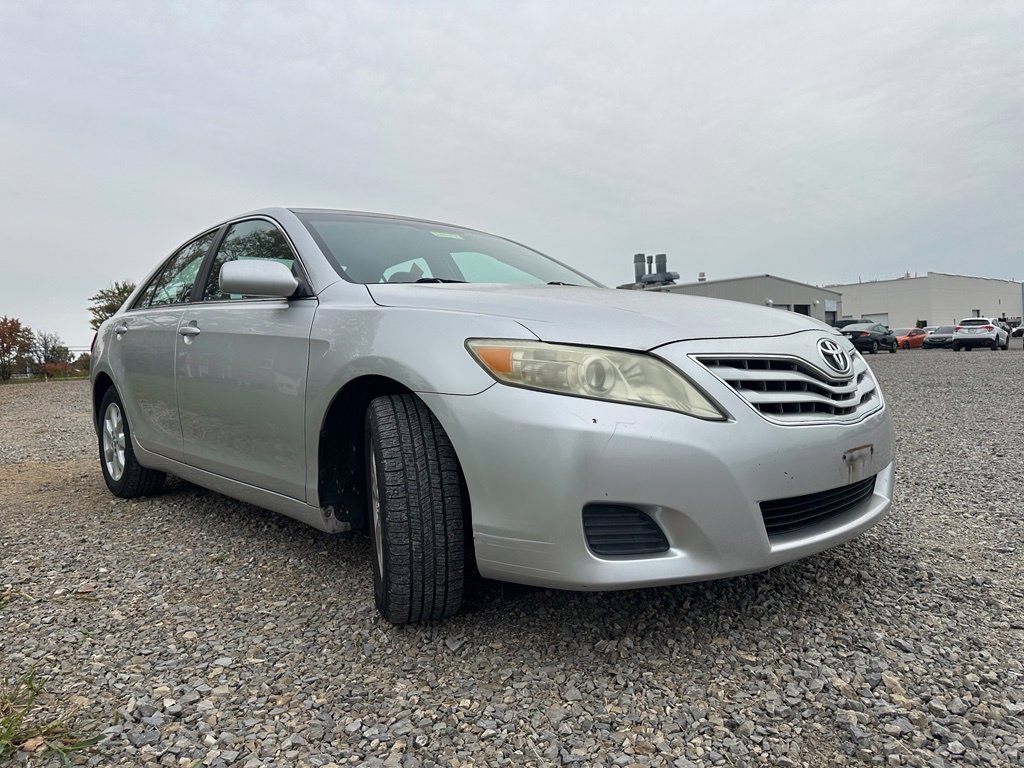 Used 2011 Toyota Camry LE w/ LE Extra-Value Pkg FWD image 12
