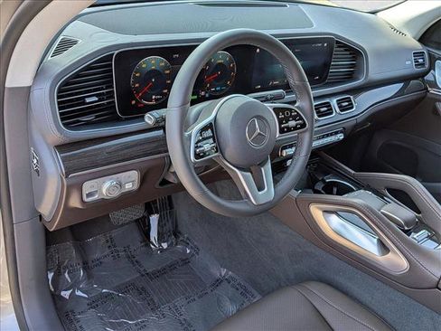 Used 2020 Mercedes-Benz GLS 450 4MATIC image 10