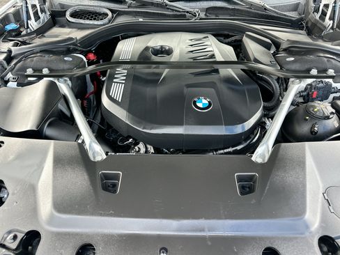 Used 2023 BMW 740i w/ Parking Assistance Package RWD image 33