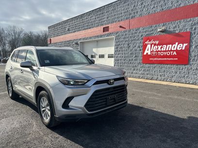 Used 2025 Toyota Grand Highlander XLE