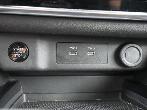 Used 2024 Nissan Rogue S AWD/4WD image 15
