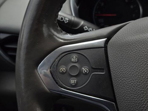 Used 2020 Chevrolet Traverse LT FWD image 27