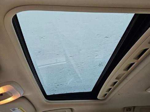 Used 2016 Volvo XC70 T5 Platinum w/ Protection Package image 20