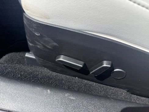 Used 2022 Tesla Model 3 Long Range image 12