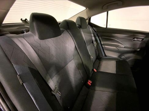 Used 2025 Nissan Versa SV FWD image 23