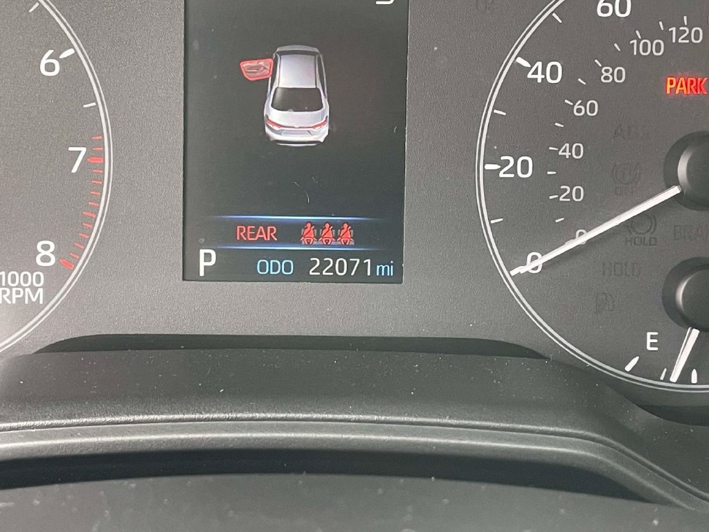 Used 2025 Toyota Corolla LE FWD image 22
