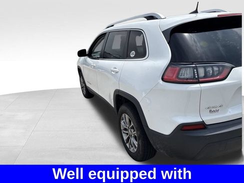 Used 2020 Jeep Cherokee Latitude Plus w/ Cold Weather Group AWD/4WD image 3