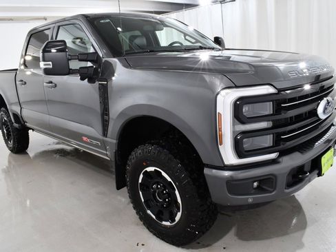 New 2026 Ford F350 Platinum w/ Tremor Off-Road Package image 5