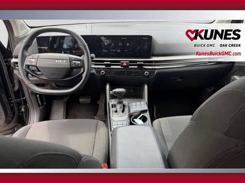 Used 2026 Kia Sportage LX FWD image 25