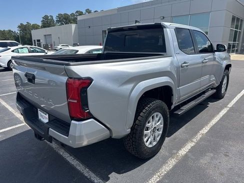 Used 2024 Toyota Tacoma SR5 w/ SR5 Upgrade Package image 3