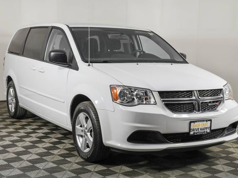 Used 2017 Dodge Grand Caravan SE w/ Power Window Group FWD image 10