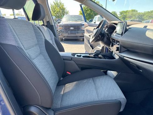 Used 2023 Nissan Rogue SV AWD/4WD image 21