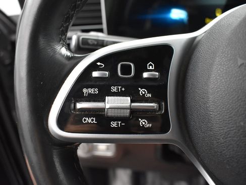 Used 2021 Mercedes-Benz GLE 350 4MATIC image 6