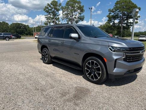 Used 2022 Chevrolet Tahoe RST w/ Luxury Package image 4