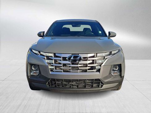 Used 2023 Hyundai Santa Cruz SE image 3