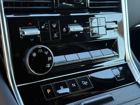 New 2026 Nissan Armada SL w/ Captain's Chari Seat Package image 13