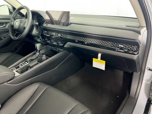 Used 2025 Honda Accord EX-L image 28