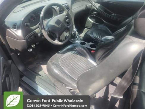 Used 2001 Ford Mustang GT RWD image 9