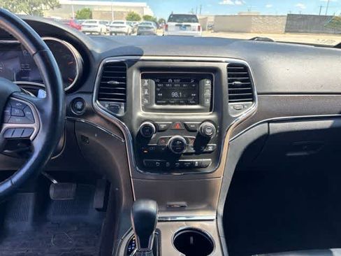 Used 2016 Jeep Grand Cherokee Limited RWD image 17