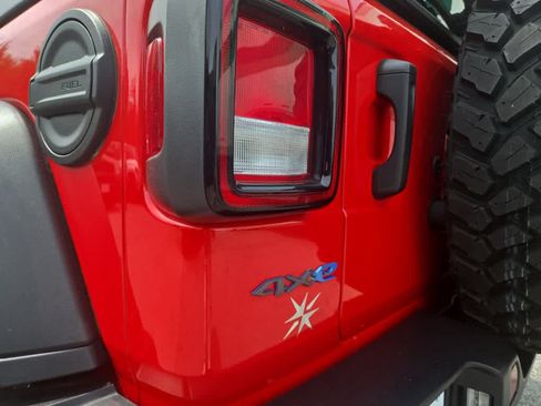 Used 2023 Jeep Wrangler Unlimited w/ Cold Weather Group AWD/4WD image 37