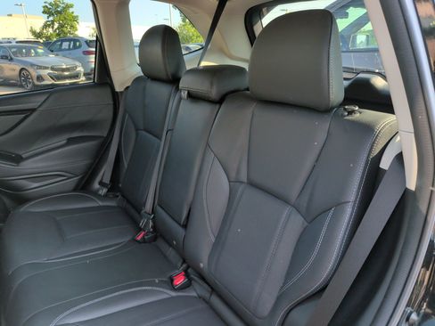 Used 2019 Subaru Forester Limited w/ Popular Package #3 AWD/4WD image 36