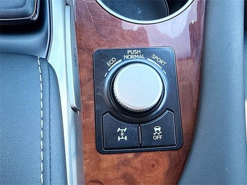 Used 2018 Lexus RX 350L AWD image 32