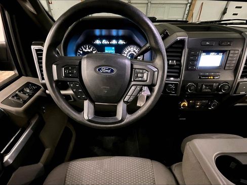Used 2018 Ford F150 XLT w/ XTR Package image 5