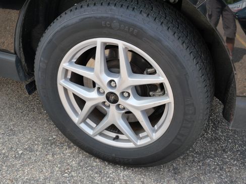 Used 2024 Ford Edge SEL AWD/4WD image 4