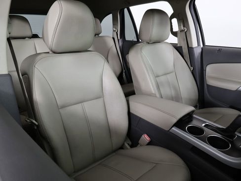 Used 2014 Ford Edge SEL w/ Equipment Group 205A image 25