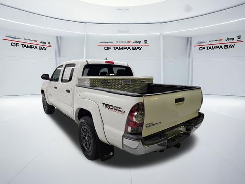 Used 2012 Toyota Tacoma 4x4 Double Cab w/ TRD Off-Road Pkg image 4