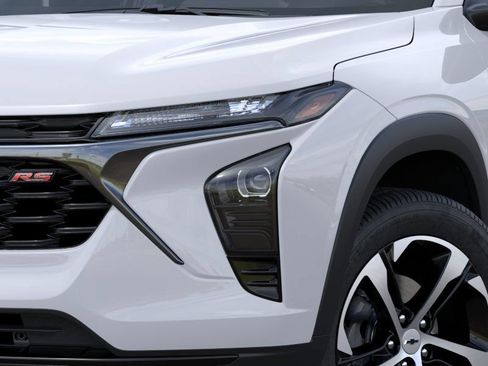 New 2026 Chevrolet Trax RS w/ Driver Confidence Package FWD image 13