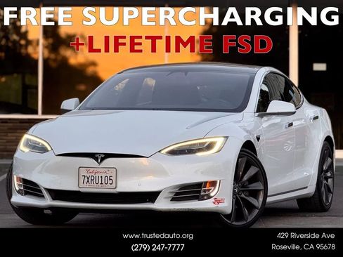 Used 2017 Tesla Model S 90D image 1