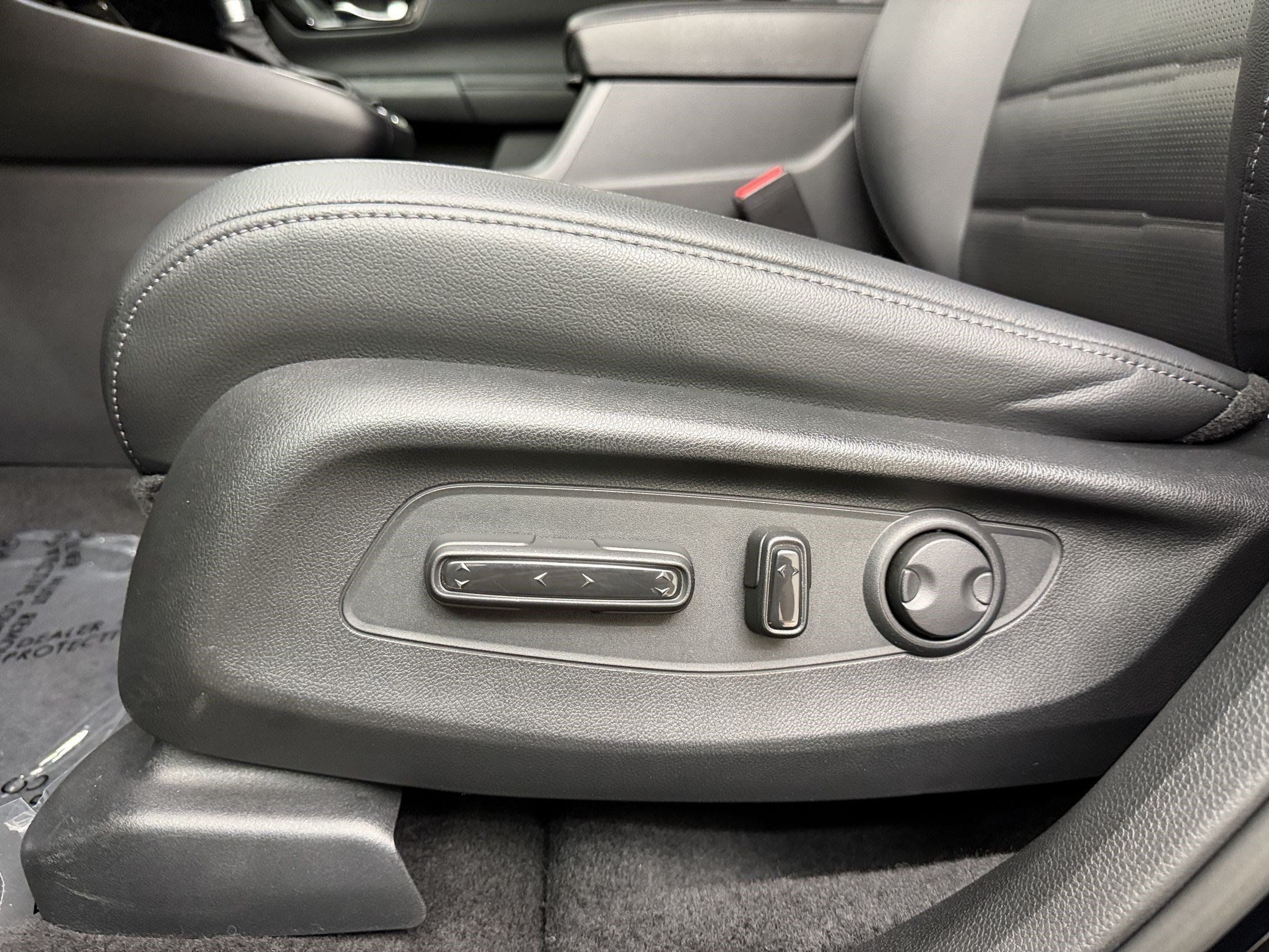 Used 2024 Honda CR-V EX-L image 16