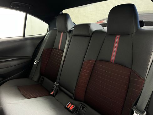 Certified 2025 Toyota Corolla SE image 21