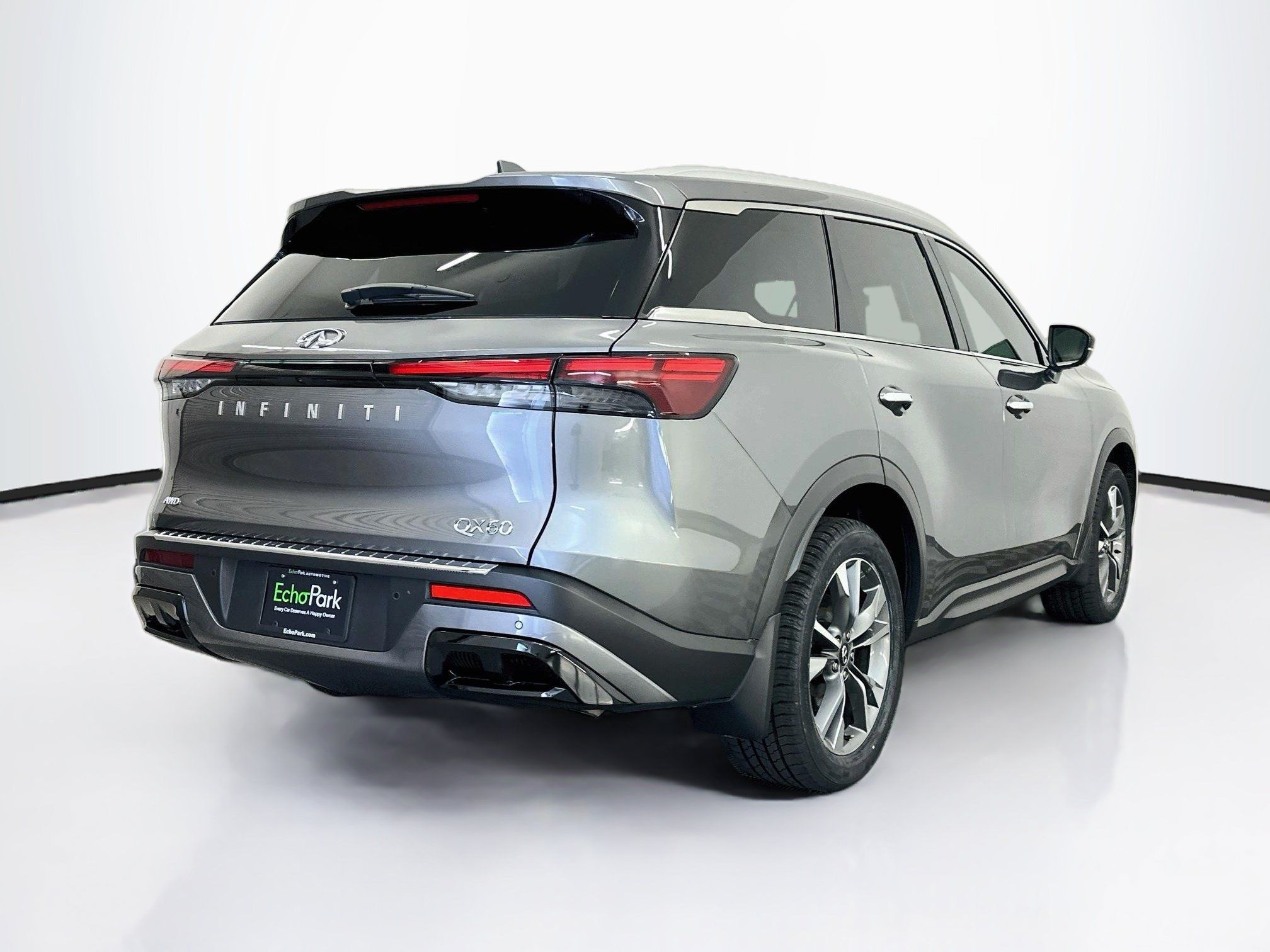 Used 2023 INFINITI QX60 Luxe w/ Cargo Package AWD/4WD image 9