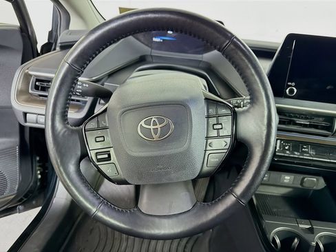 Used 2023 Toyota Prius XLE AWD/4WD image 13