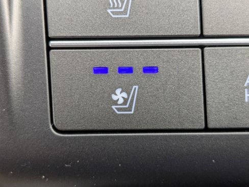 New 2024 Hyundai Kona Limited image 26