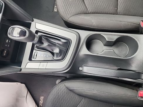 Used 2019 Hyundai Elantra SE w/ Cargo Package FWD image 22