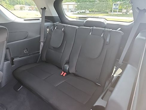 Used 2023 Ford Explorer XLT RWD image 25