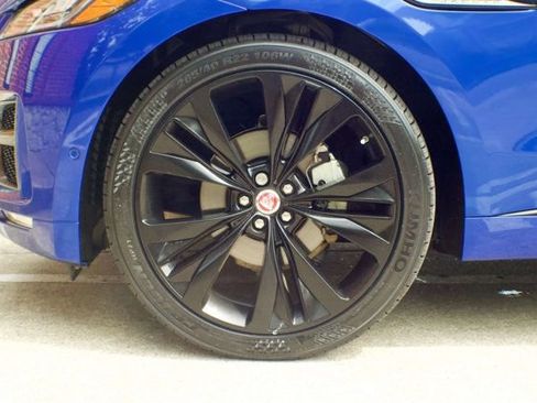 Used 2018 Jaguar F-PACE R-Sport AWD/4WD image 62