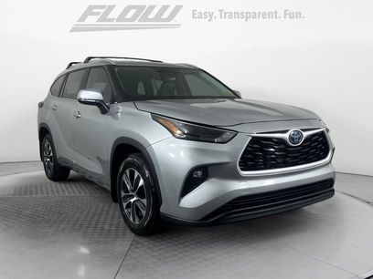 Used 2024 Toyota Highlander XLE